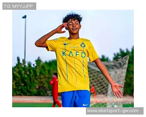 迷你罗首次亮相葡萄牙U16国家队将参加月底联合会杯赛事